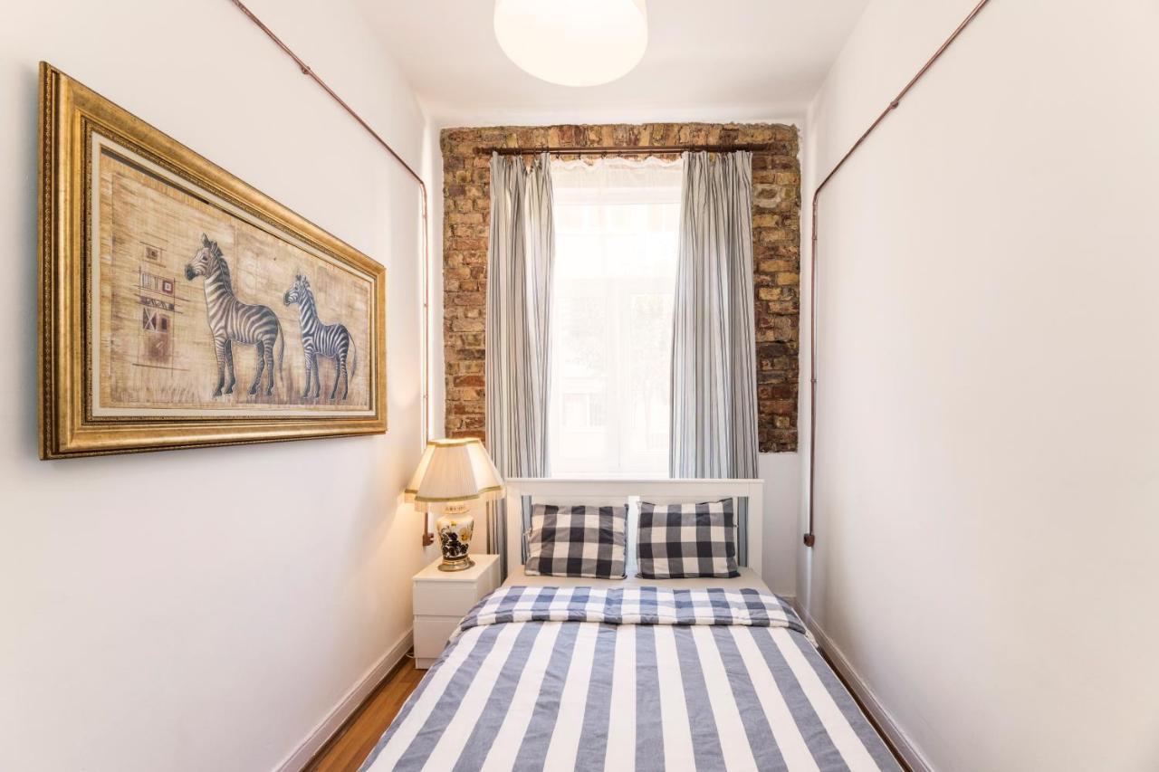 By Galata- Historical And Modern Appartement